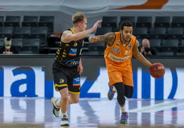 中为球队提 中为球队提