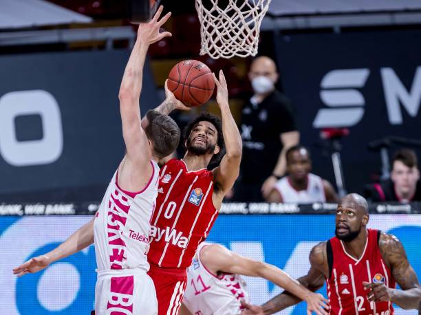 成为约旦的 成为约旦的